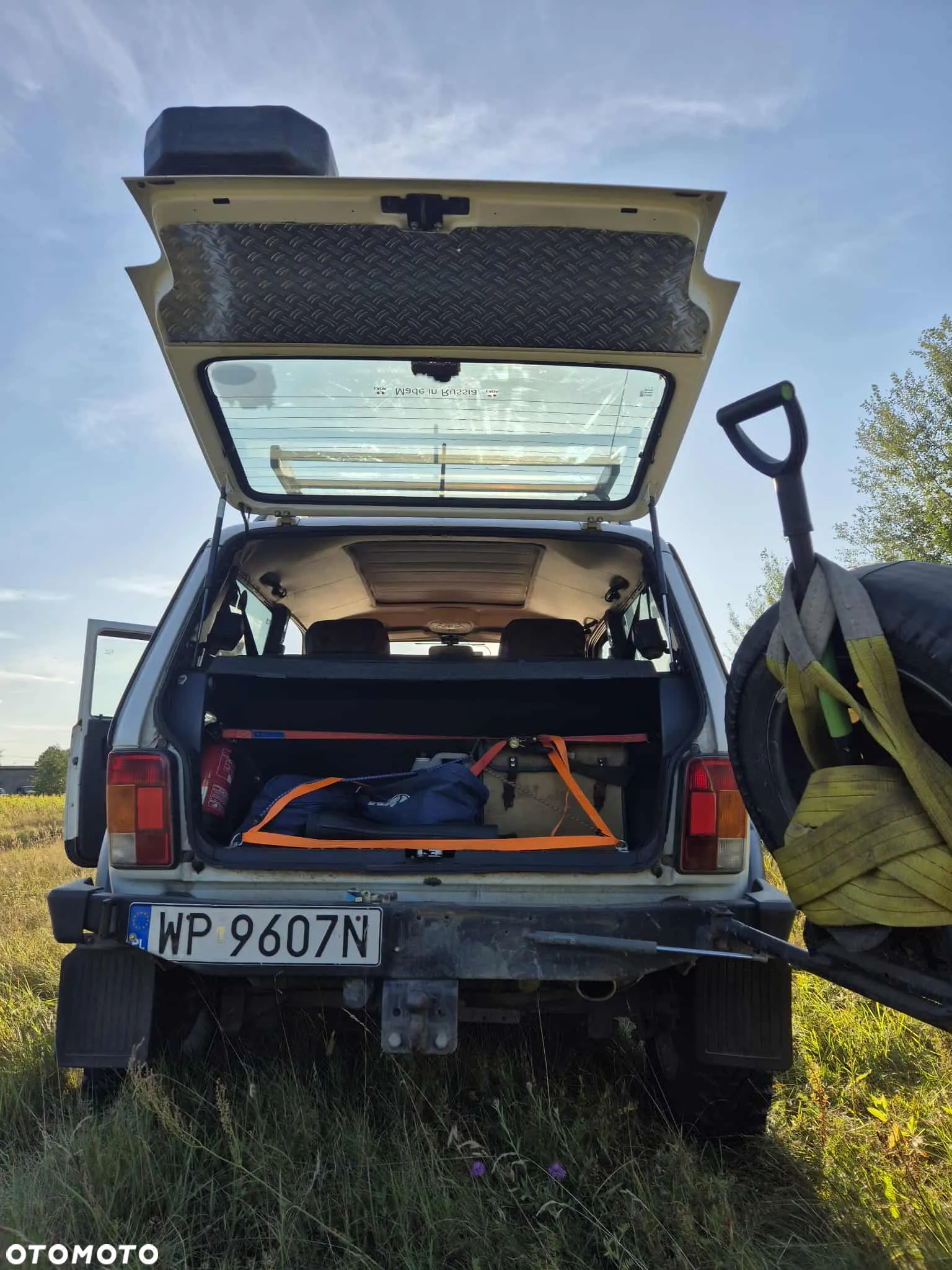 Lada Niva 1.7i - 9