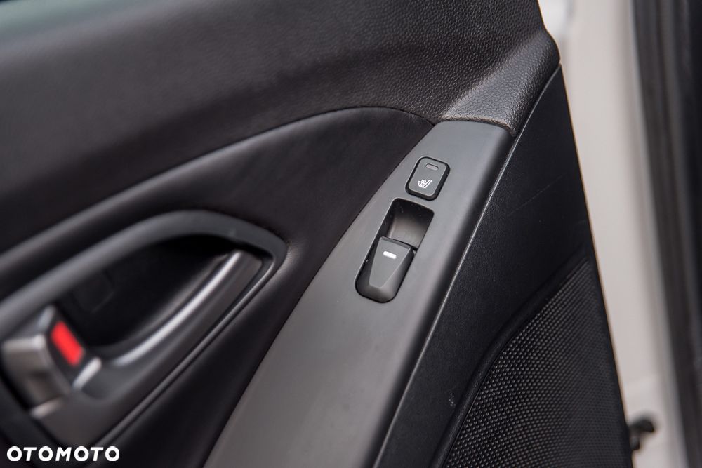 Hyundai ix35 2.0 CRDi Premium 4WD - 21