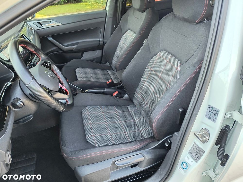 Volkswagen Polo - 14