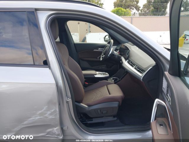 BMW X1 xDrive25i xLine - 5