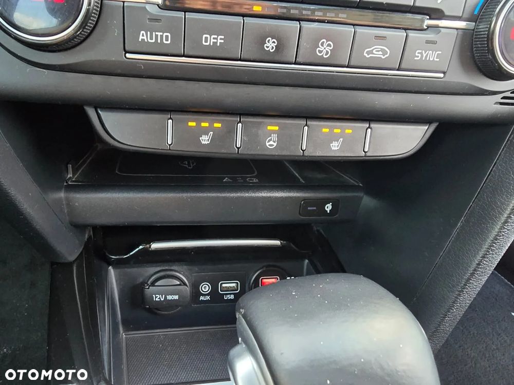 Kia ProCeed 1.6 CRDi DCT7 SCR GT LINE - 32