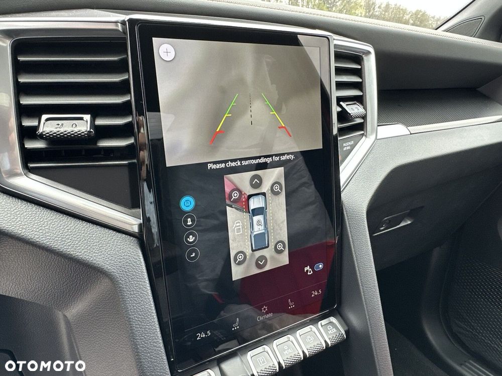 Volkswagen Amarok - 36