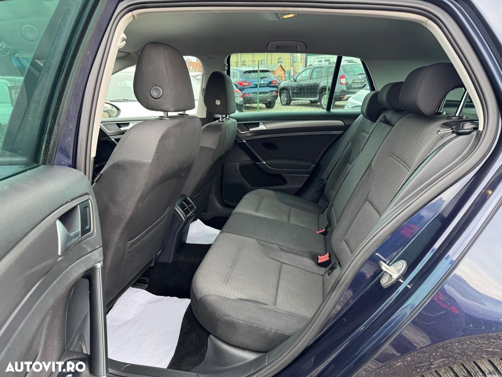 Volkswagen Golf 1.6 TDI BlueMotion Technology Trendline - 9