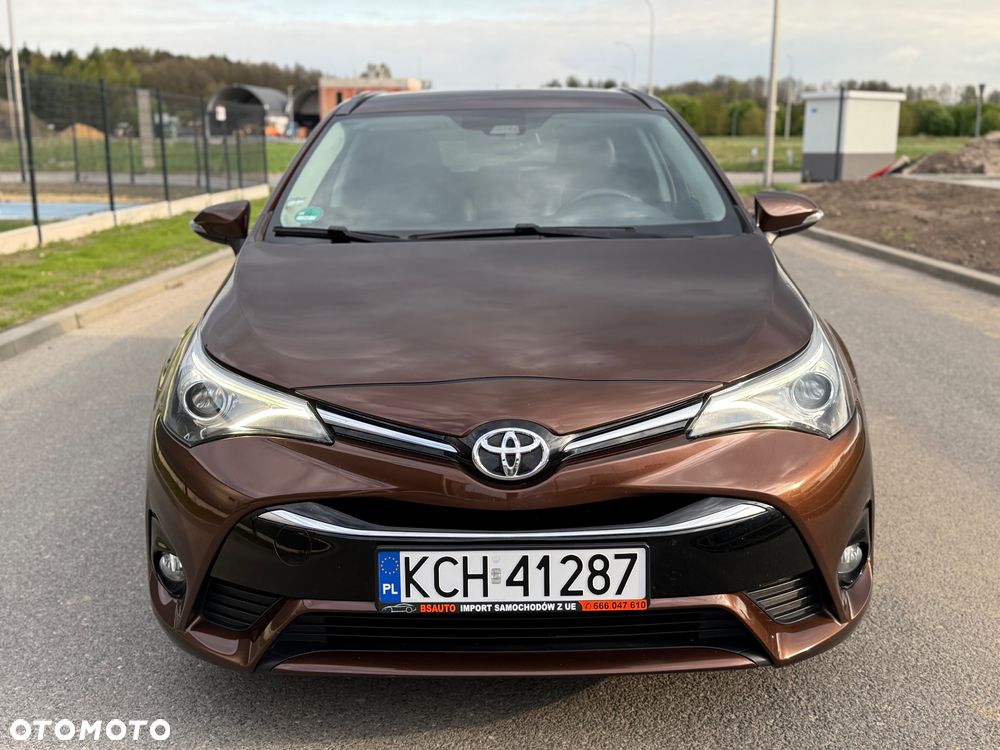 Toyota Avensis - 14