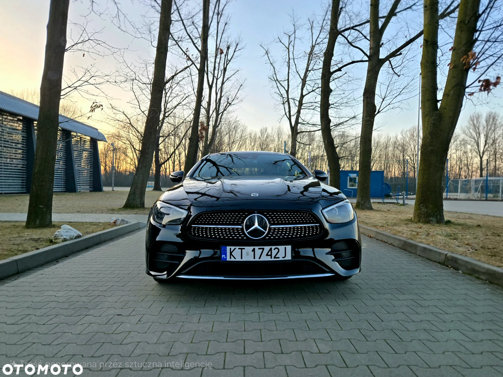 Mercedes-Benz Klasa E 220 d 4Matic Coupe 9G-TRONIC AMG Line - 10