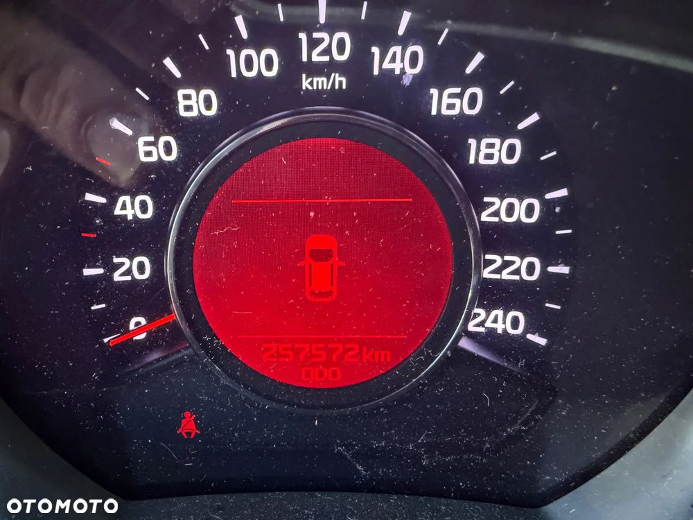 Kia Ceed 1.6 CRDi 136 ISG Vision - 29