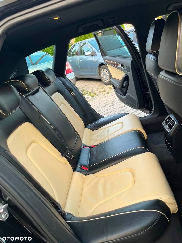 Audi A4 Avant 2.0 TDI - 4