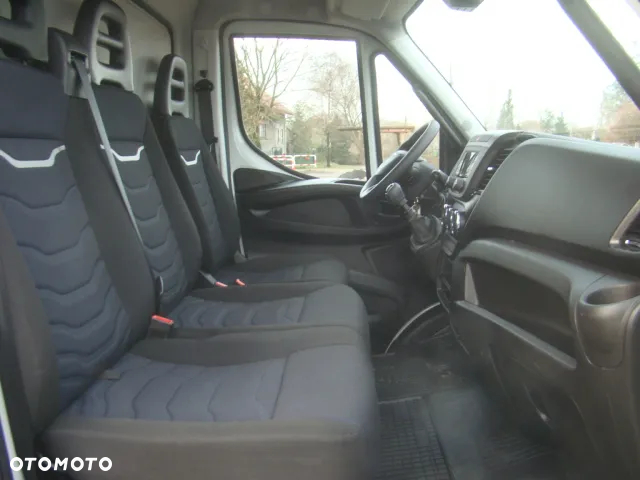 Iveco DAILY 35 C 15 3.5T 4.60M 3.5T NA HAKU CLIMATRONIC - 19