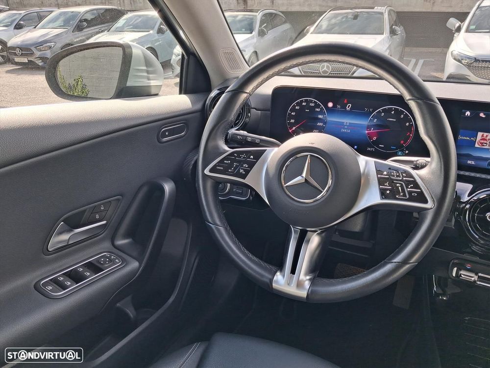 Mercedes-Benz A 200 Standard - 16