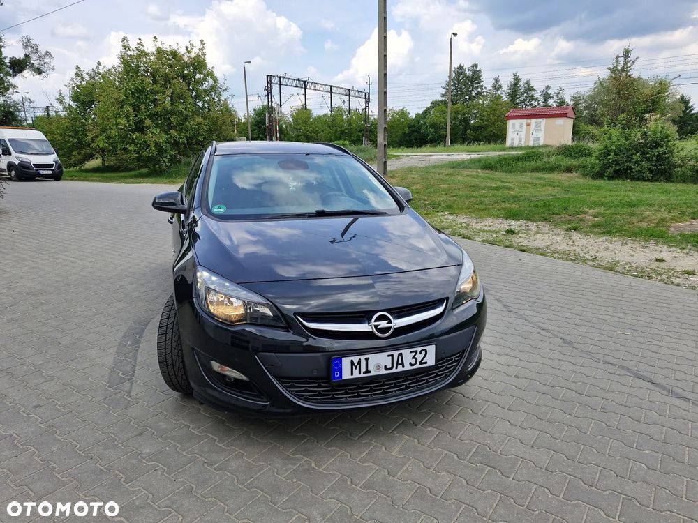 Opel Astra 1.4 T Sport EU6 - 10