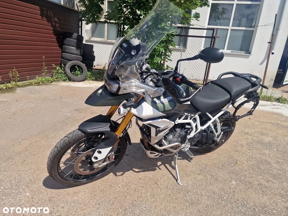 Triumph Tiger - 1