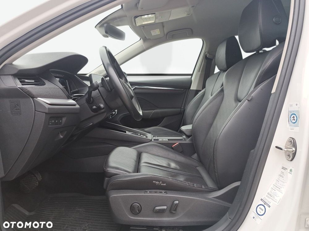 Skoda Octavia 2.0 TDI 4x4 Style DSG - 10