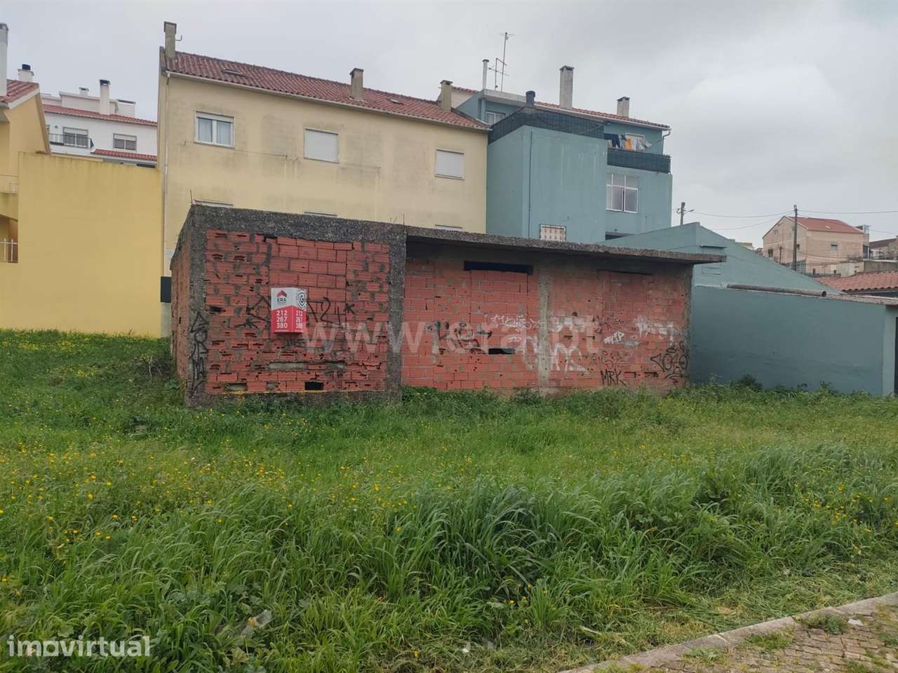 Terreno com 293m² de área total, Casal de Cambra - Grande imagem: 3/5