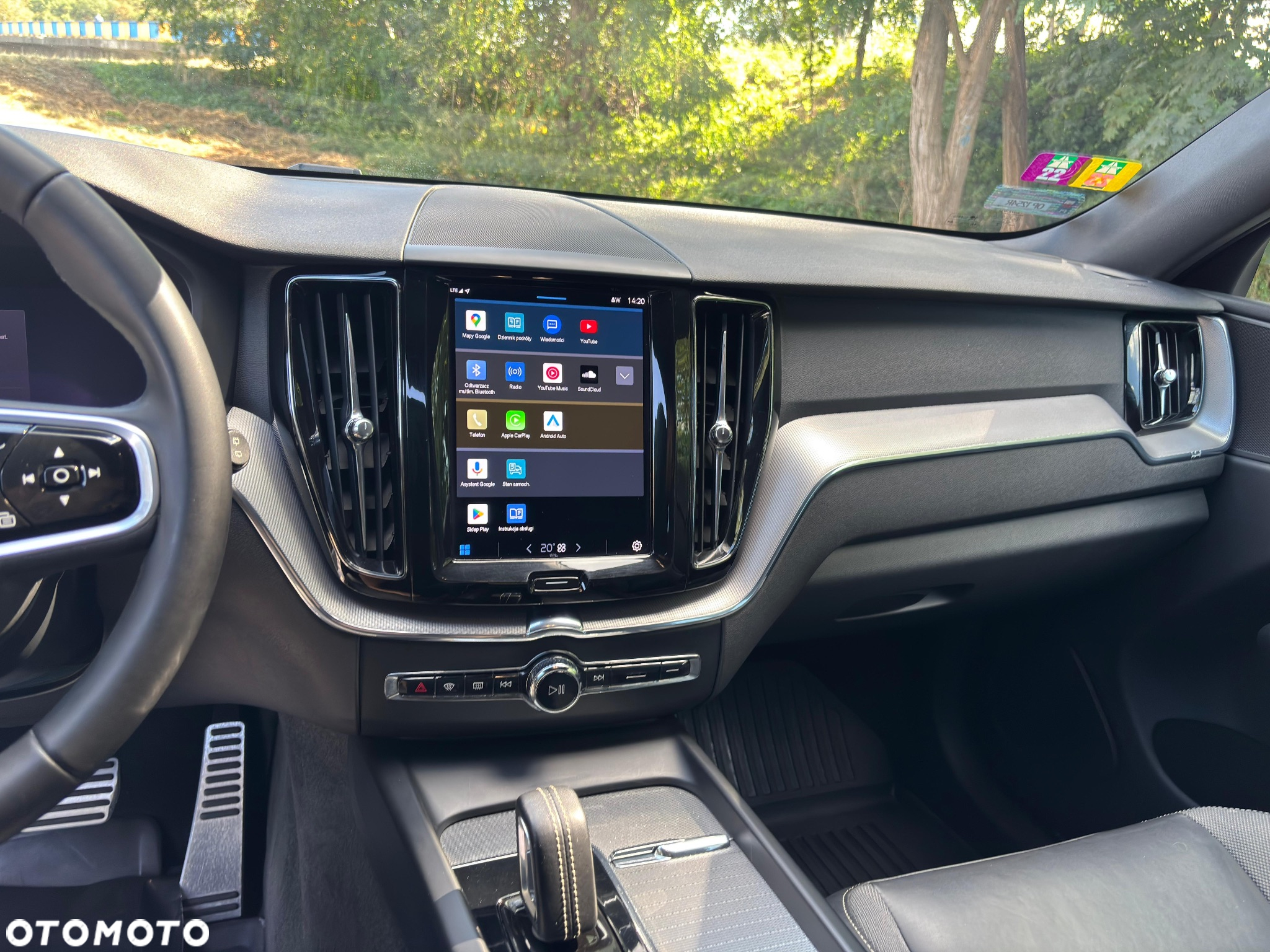 Volvo XC 60 D4 AWD R-Design - 28