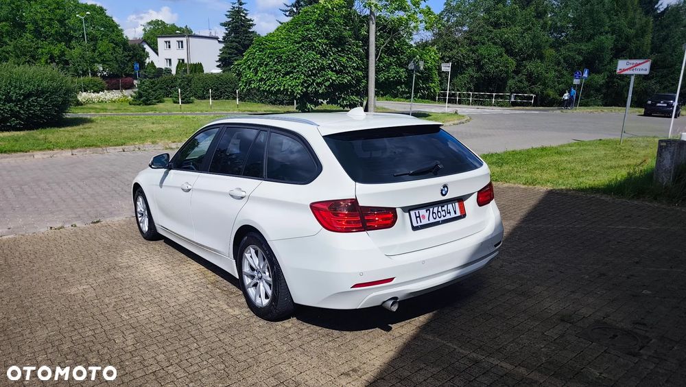 BMW Seria 3 - 16