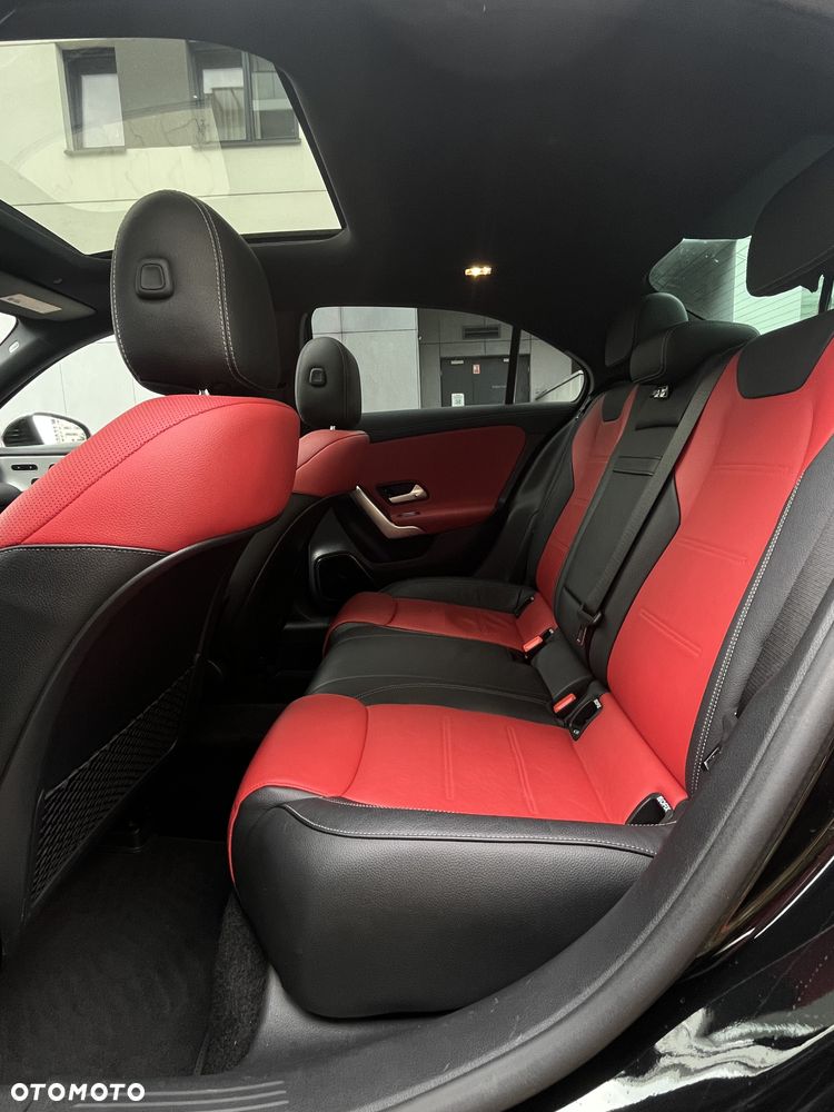 Mercedes-Benz Klasa A AMG 35 4Matic AMG Speedshift DCT 7G - 30