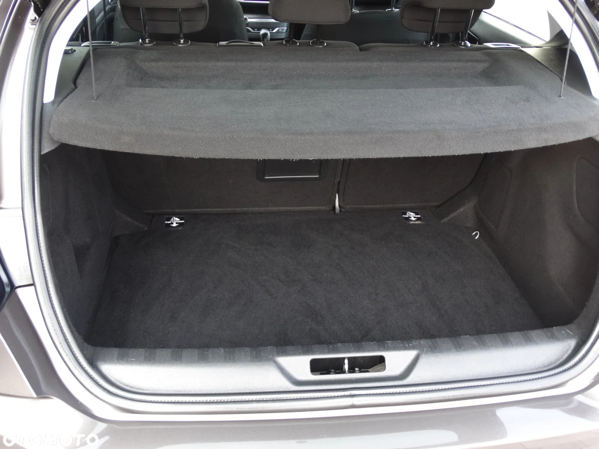Peugeot 308 1.6 BlueHDi Allure S&S - 40