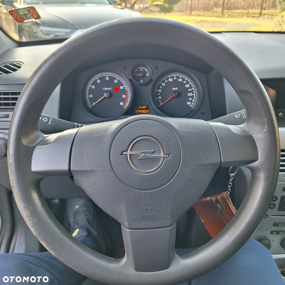 Opel Astra - 19