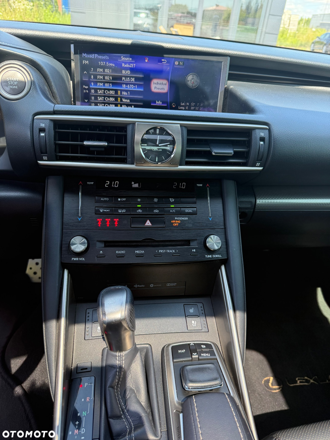 Lexus IS 200t / 300 F Sport - 15