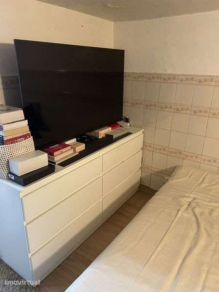 T0 quarto,sala cozinha e wc com agua e luz incluido - Grande imagem: 2/7