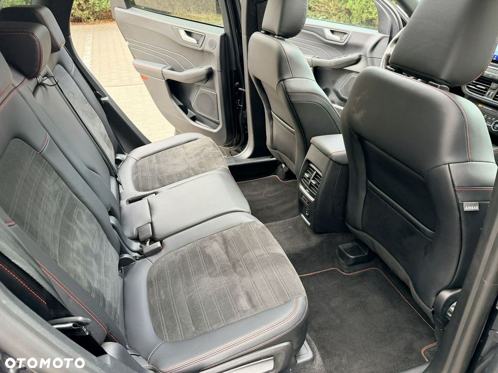 Ford Kuga - 29