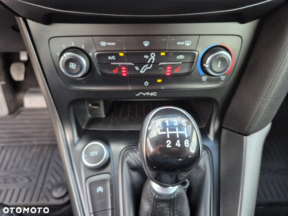 Ford Focus 1.0 EcoBoost Gold X ASS - 17