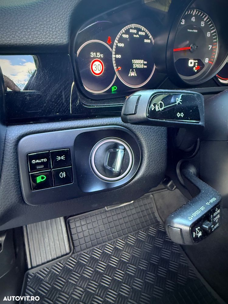 Porsche Cayenne S - 11