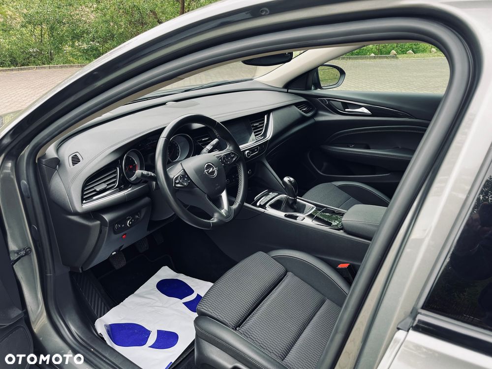 Opel Insignia Grand Sport 1.6 Diesel Business Innovation - 18