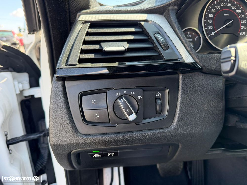 BMW 435 d xDrive Pack M Auto - 41