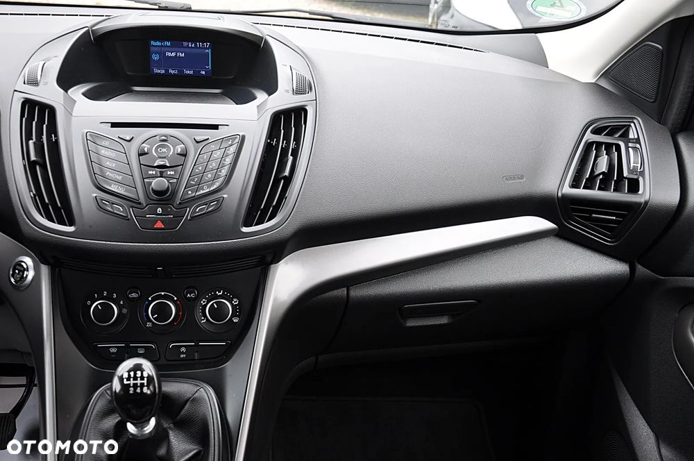 Ford Kuga - 22