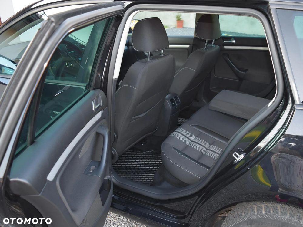 Volkswagen Golf Variant 2.0 TDI DPF MATCH - 10