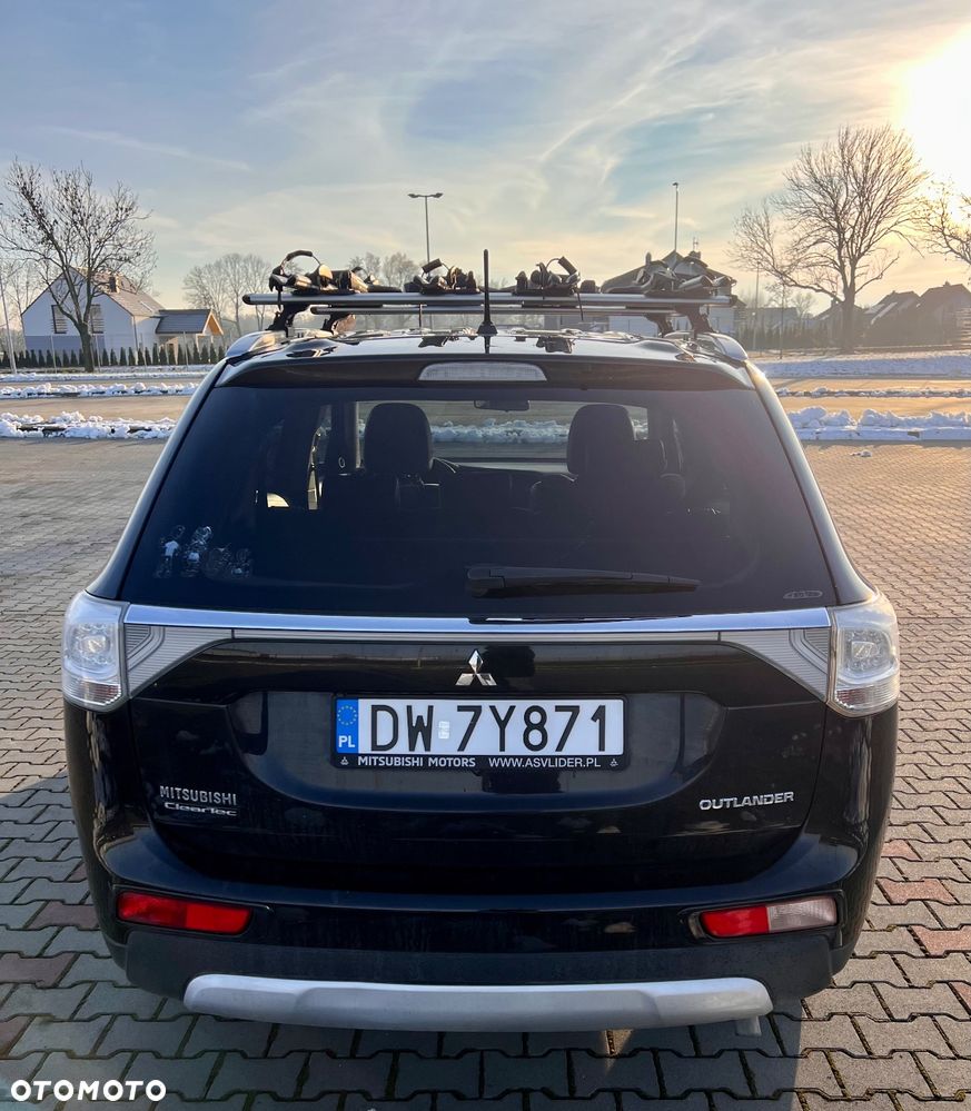 Mitsubishi Outlander 2.0 Intense + 4WD CVT - 6