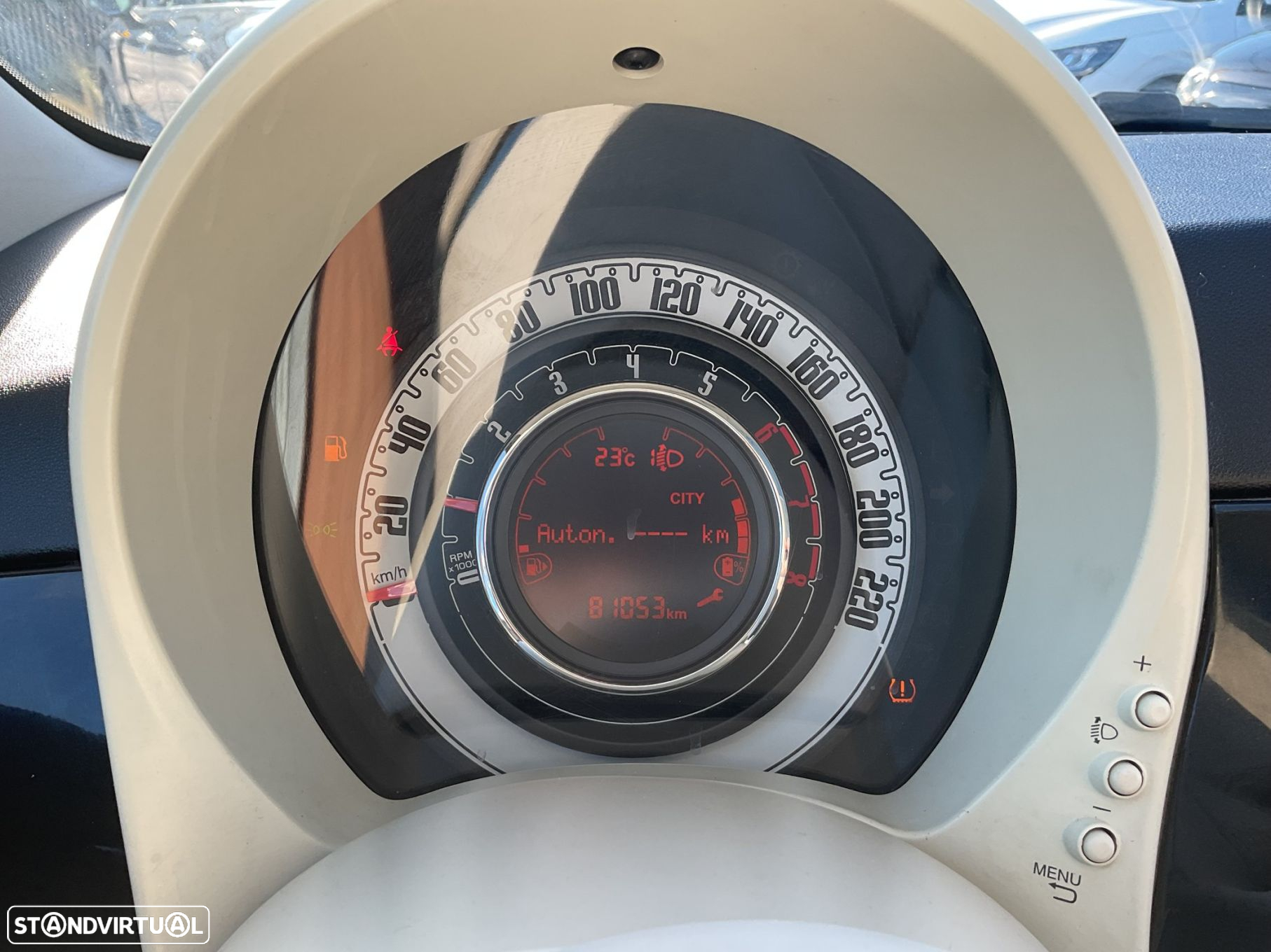 Fiat 500 1.0 Hybrid Lounge - 28