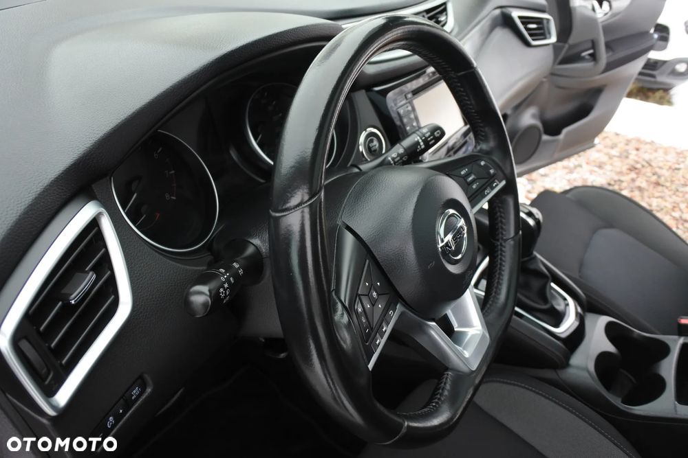 Nissan Qashqai 1.2 DIG-T Xtronic TEKNA - 21