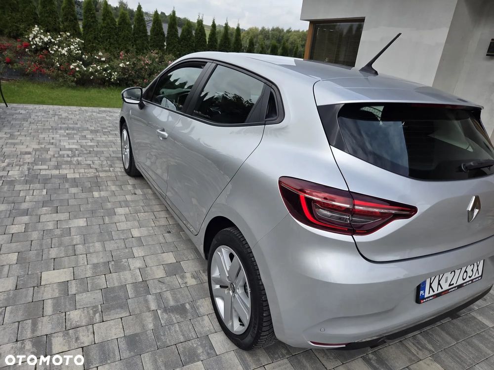 Renault Clio - 28