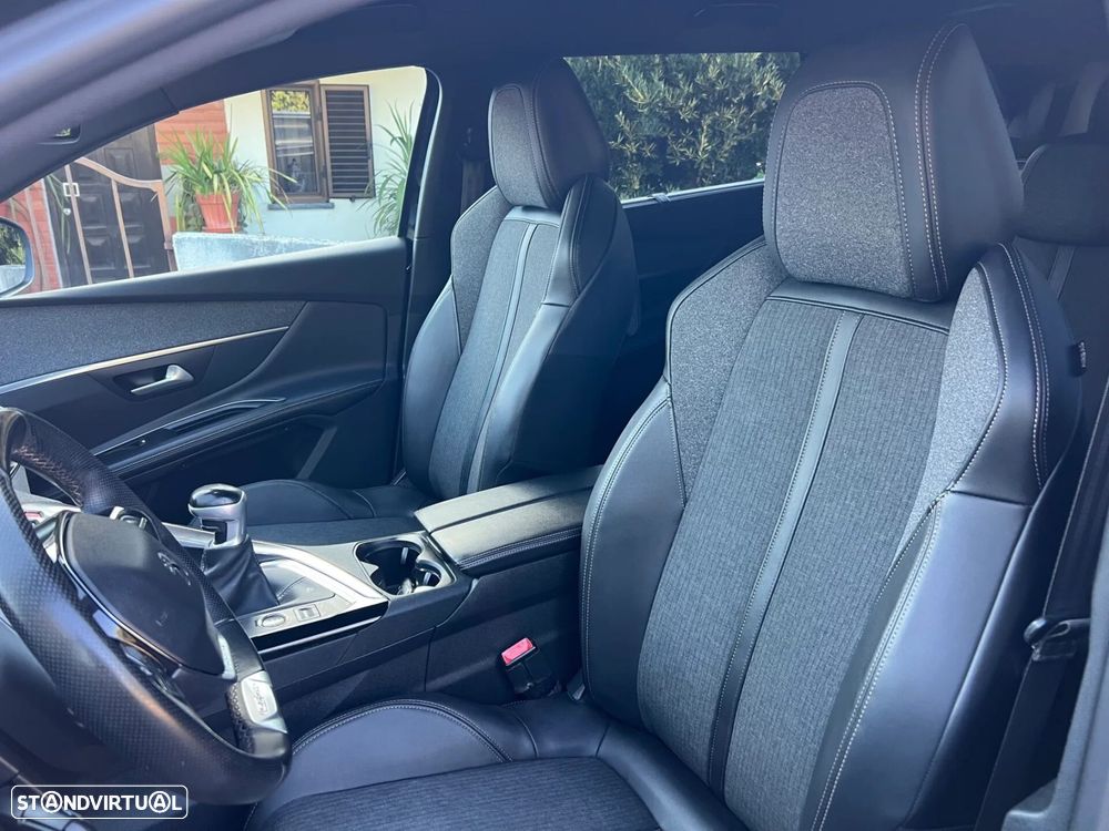 Peugeot 5008 - 4