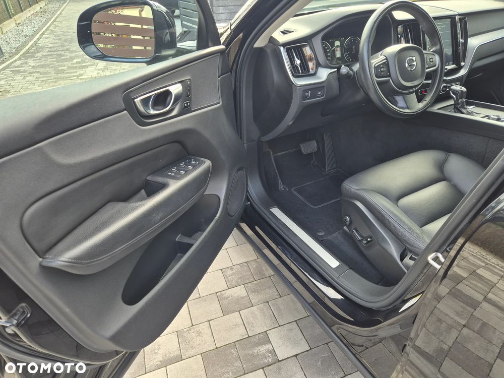 Volvo XC 60 T5 AWD Momentum - 15