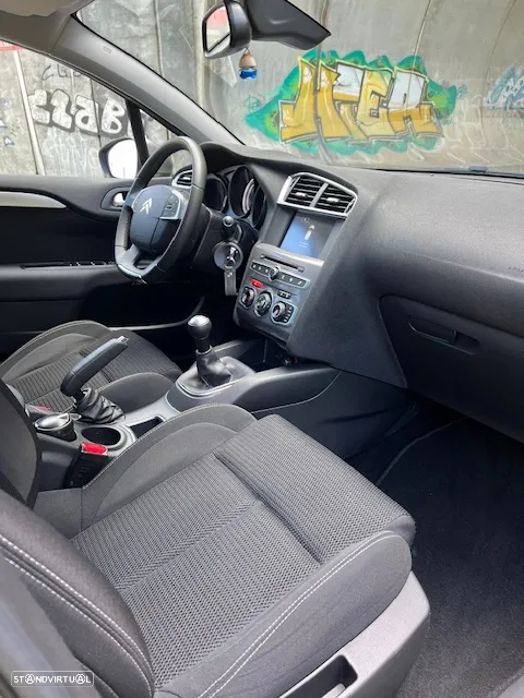 Citroën C4 1.6 BlueHDi Live - 20