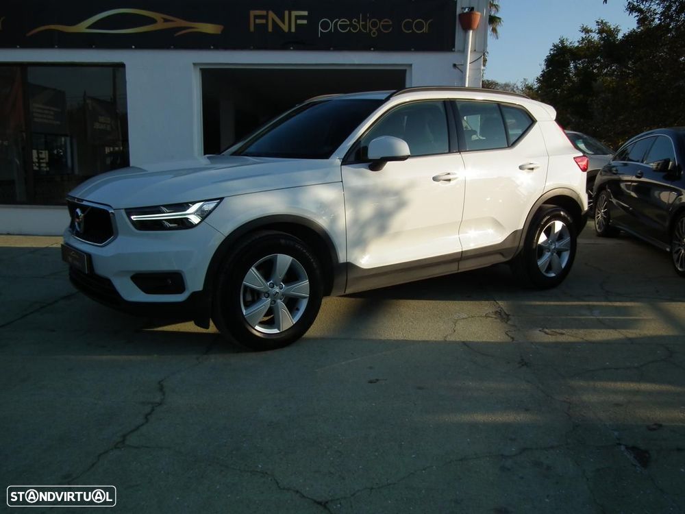 Volvo XC 40 2.0 D3 Momentum - 2