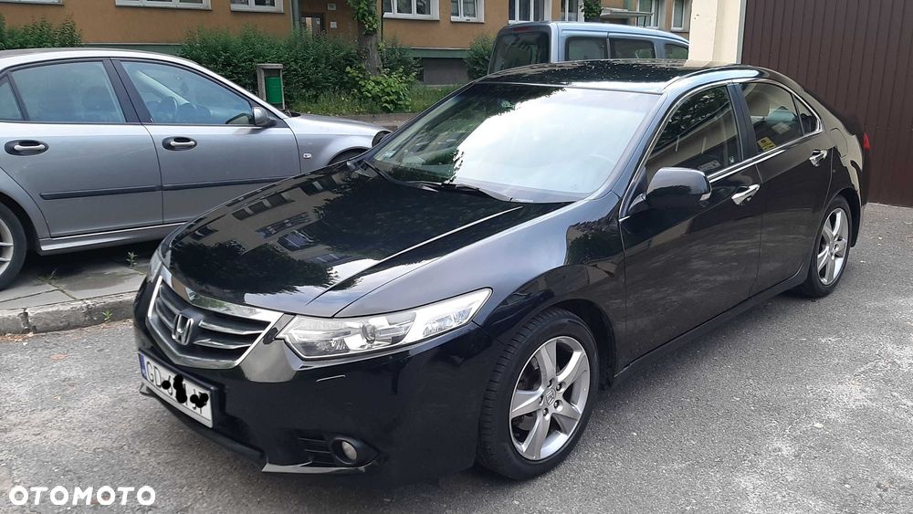 Honda Accord - 1