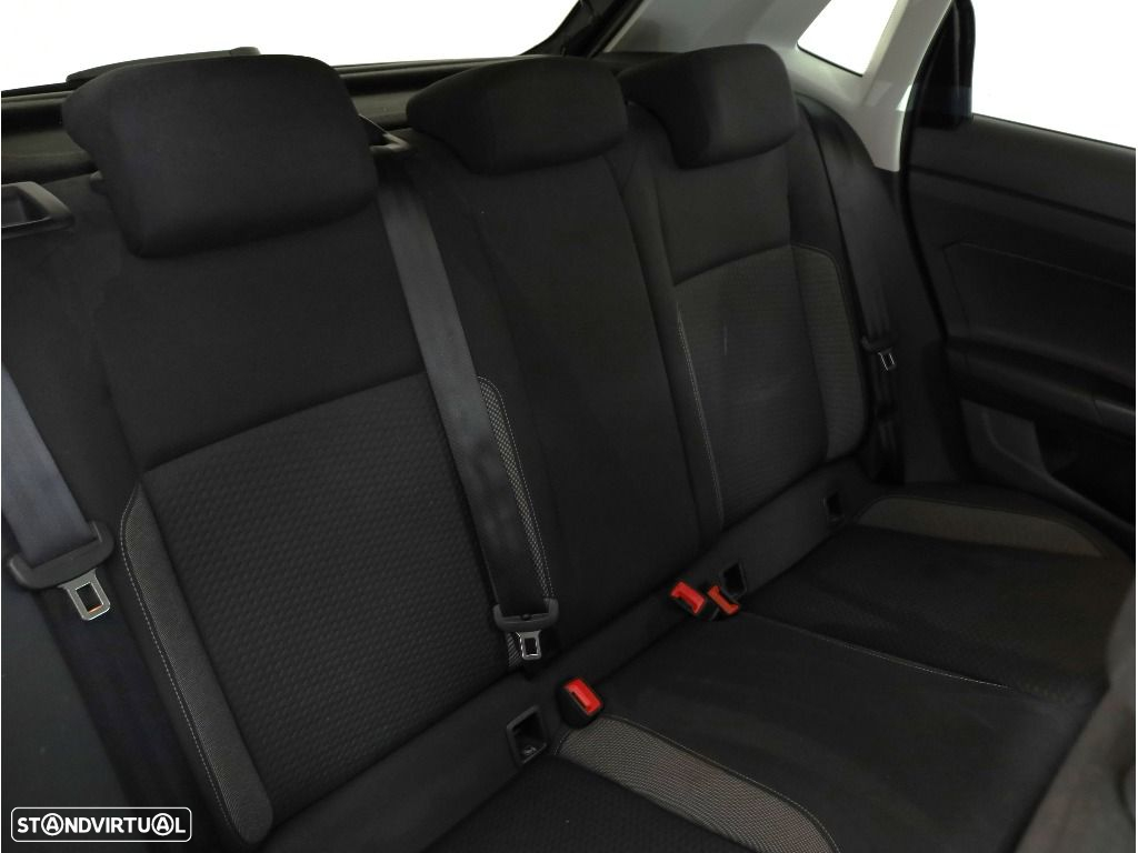 VW Polo 1.0 TSI Urban - 28