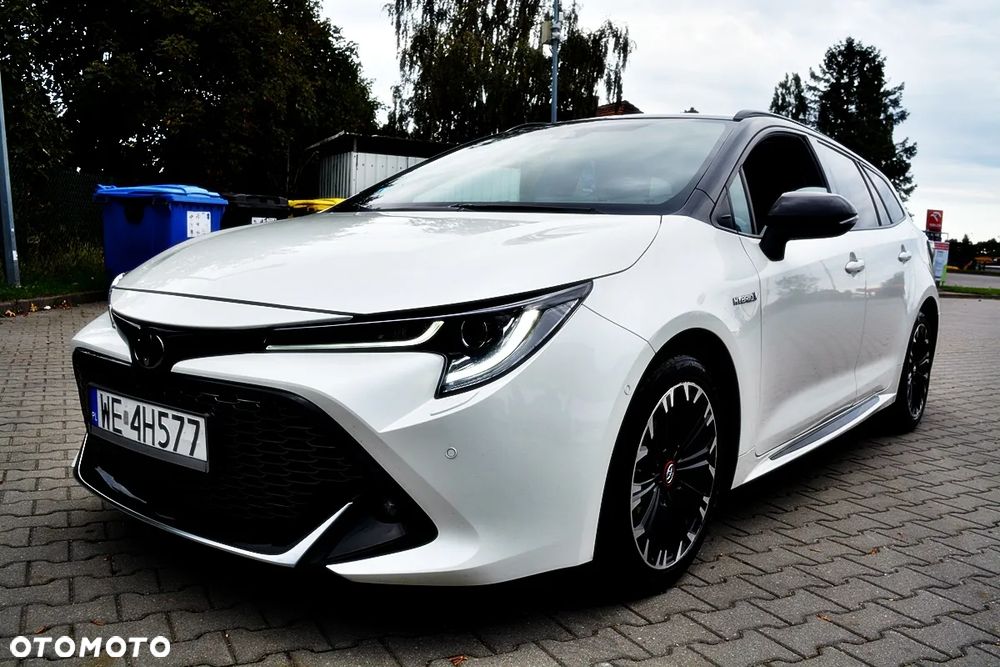 Toyota Corolla 2.0 Hybrid GR Sport - 17
