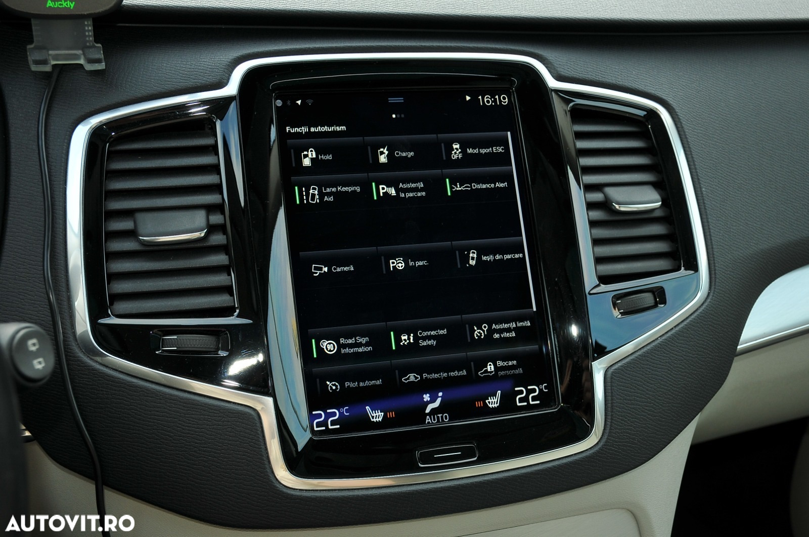 Volvo XC 90 - 20