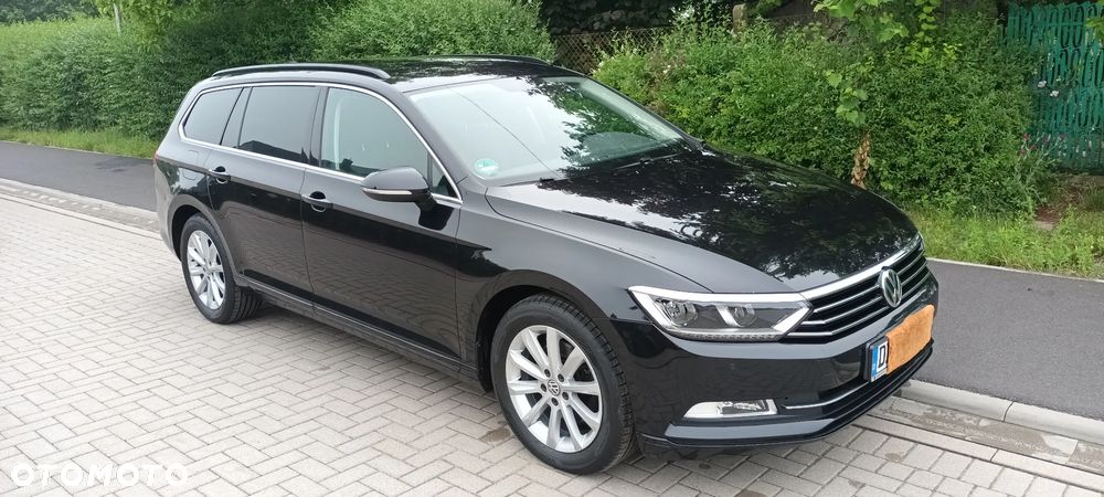 Volkswagen Passat 2.0 TDI (BlueMotion Technology) DSG Comfortline - 1