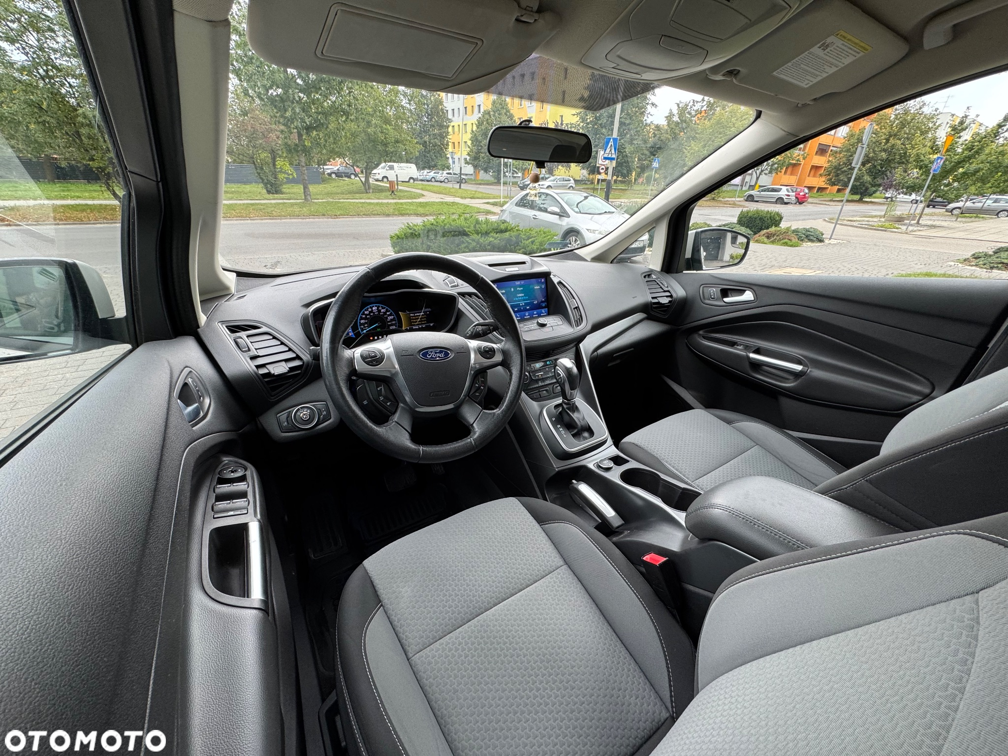 Ford C-MAX 2.0 ENERGI CVT - 10