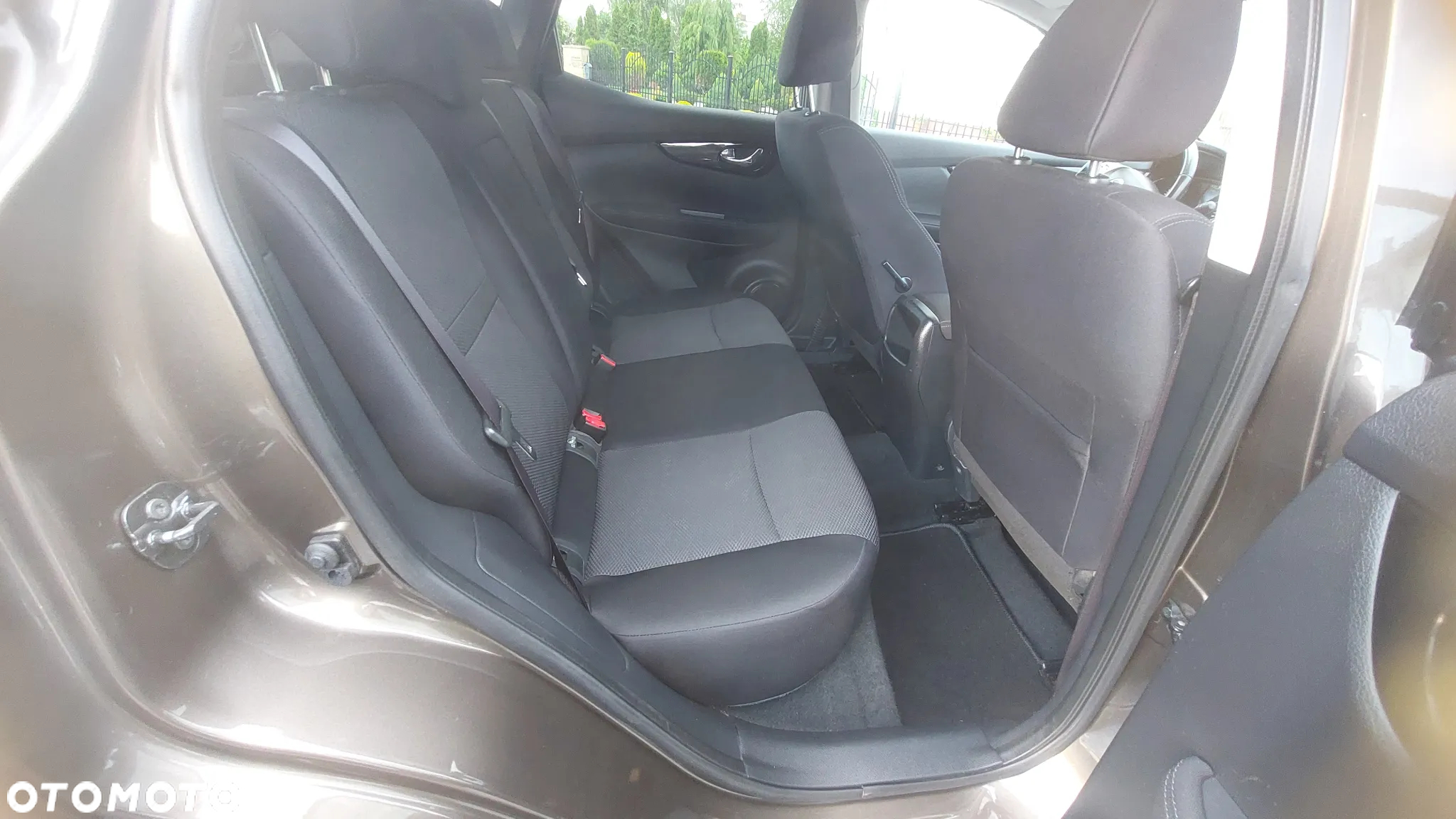 Nissan Qashqai 1.2 DIG-T Xtronic TEKNA - 23