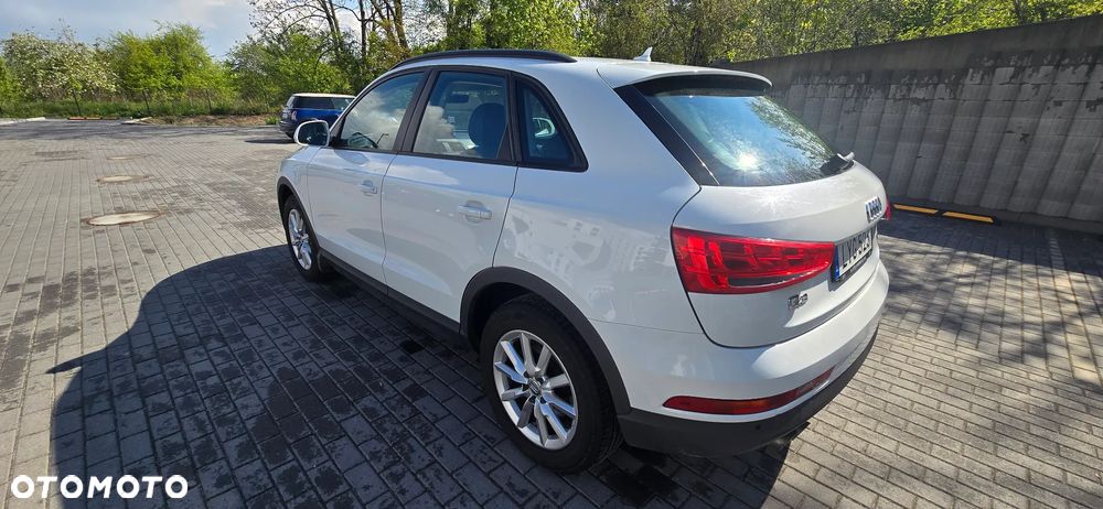 Audi Q3 2.0 TDI sport - 7