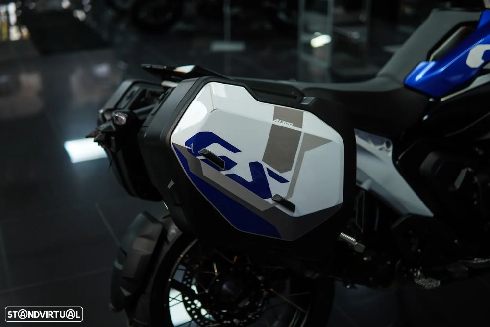 BMW R 1300 GS TROPHY - 16