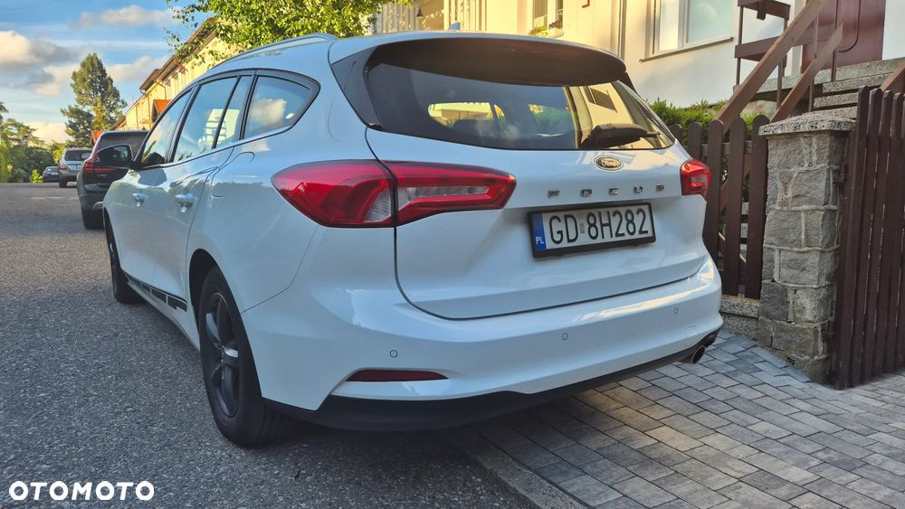 Ford Focus 1.5 EcoBlue Start-Stopp-System COOL&CONNECT - 6