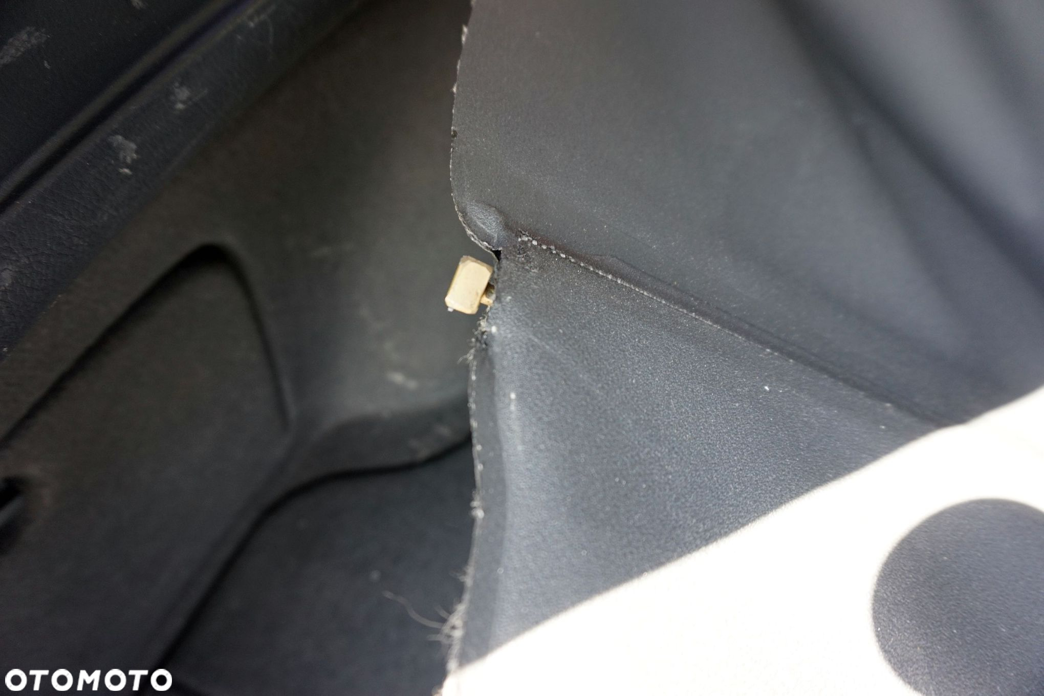 ROLETA BAGAŻNIKA AVENSIS II T25 LIFT KOMBI 64910-CA011-B0 Z SIATKĄ TOYOTA 2006-2009 - 5
